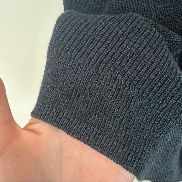 Halogen Black V-Neck Knit Strappy Tank Top Size Medium Women's - Picture 4 of 6